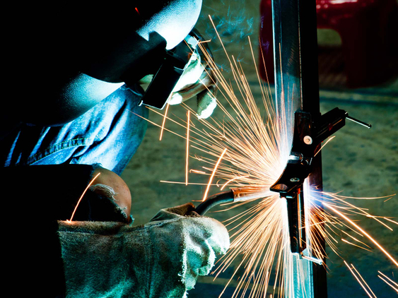  Automotive Welding &amp; Cutting Industry 