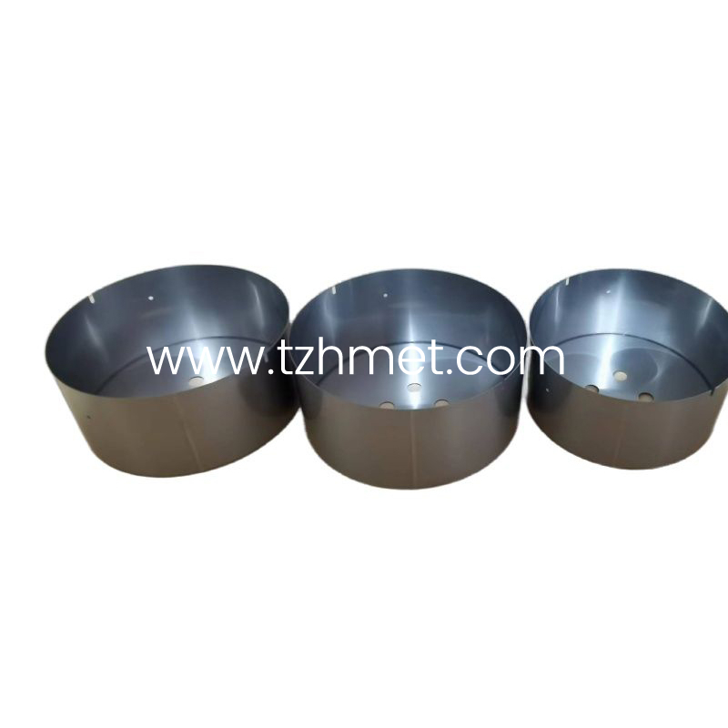 Niobium crucible for high temperature melting vessels